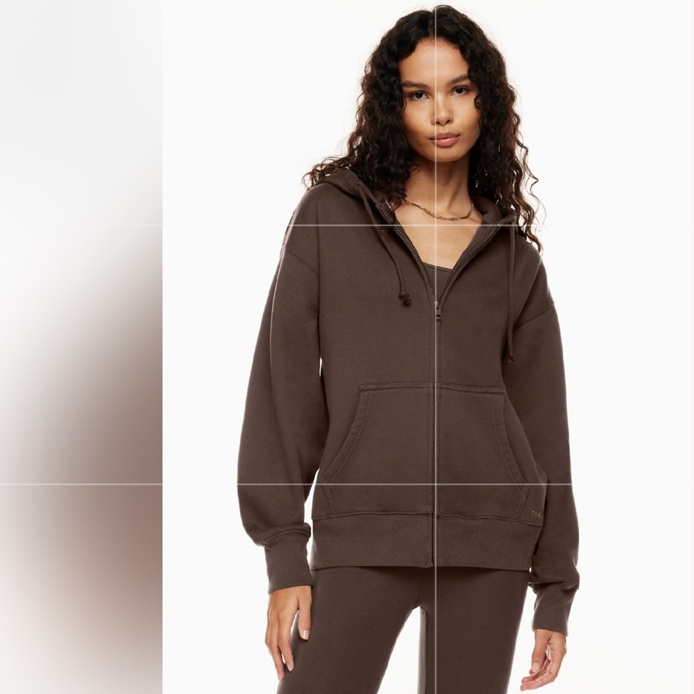 💥💥SALE!!💥💥 Aritzia TNA Extra Fleece Relaxed Fit Chocolate Brown Zip Up Hoodie